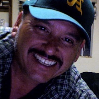 Robert Ruiz Photo 41