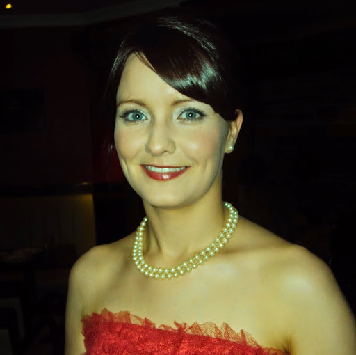 Karen Duffy Photo 50