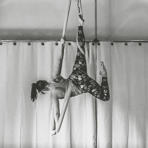 Katie Irvin Photo 16