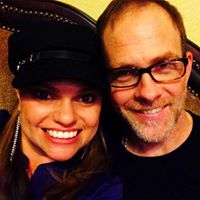 Sarah Compton Photo 17