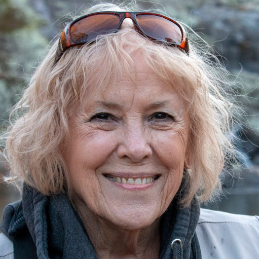 Suzanne Walker Photo 22