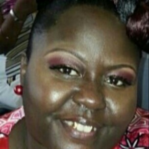 Carla Andrews Photo 27