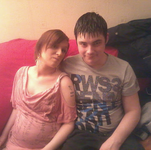 Claire Evans Photo 15