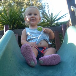 Samantha Duke Photo 9