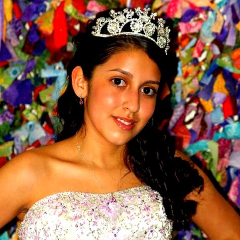Kristen Rodriguez Photo 18