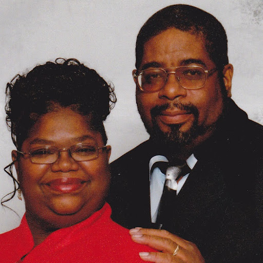 Connie Grant Photo 23