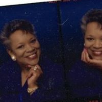 Phyllis Hamilton Photo 25