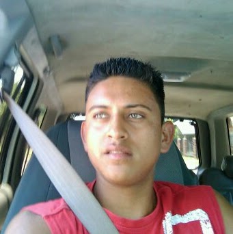 Efrain Guzman Photo 21