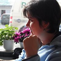 Julie Tilton Photo 7