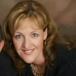 Laura Teague Photo 19