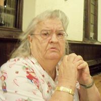 Joan Reynolds Photo 9