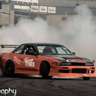 Andrew Holloway Photo 16