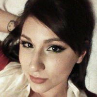 Jacqueline Reyes Photo 17