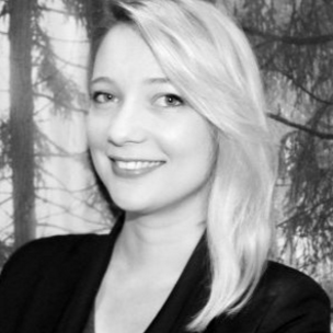 Courtney Dawson Photo 24