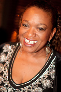 Joanne Hunter Photo 32