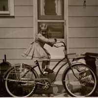 Elizabeth Correll Photo 3