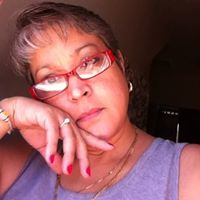 Lillian Robles Photo 9