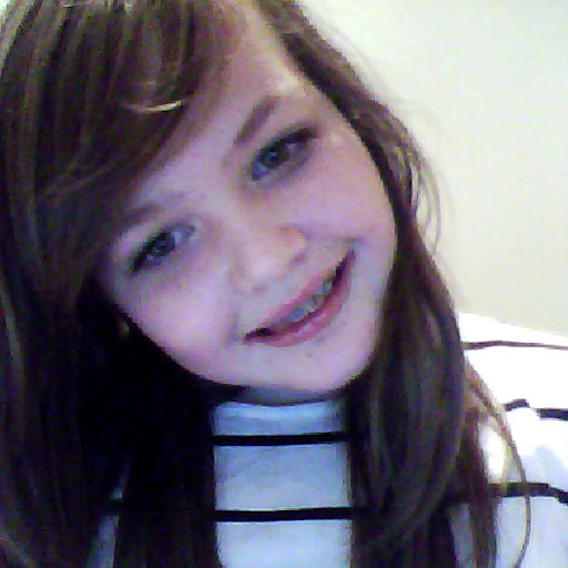 Lillie Watson Photo 6