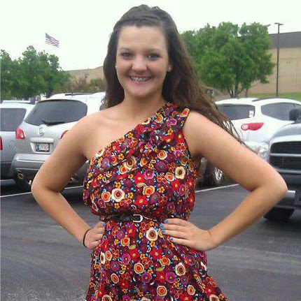 Christina Howe Photo 23