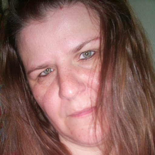 Christina Hahn Photo 16