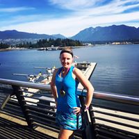 Adrienne Tucker Photo 38