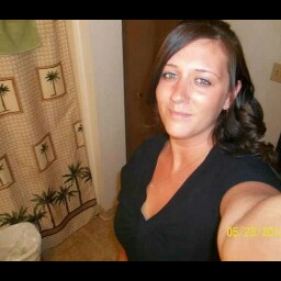 Ashley Williams Photo 53