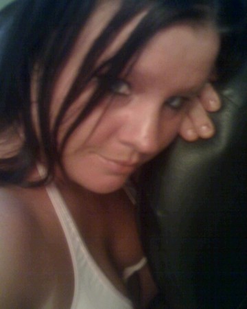 Stephanie Graves Photo 10