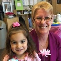 Darlene Yates Photo 32