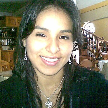Janet Robles Photo 40