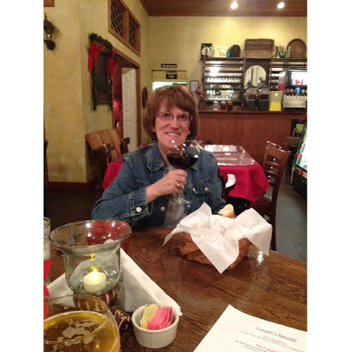 Laurie Benson Photo 44