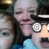 Elizabeth Buck Photo 27