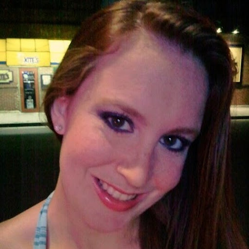 Stephanie Carr Photo 31