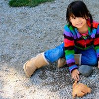 Emilia Vargas Photo 9
