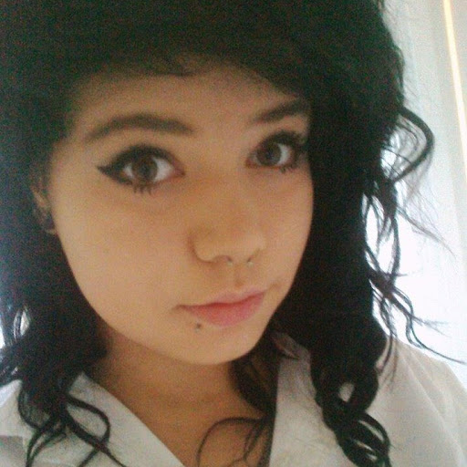 Abigail Nichols Photo 16