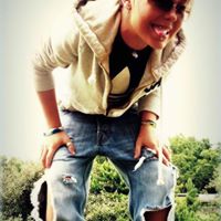 Nichole Chambers Photo 6
