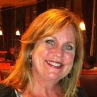 Traci Childers Photo 21