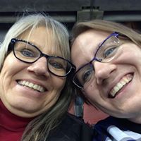 Theresa Squires Photo 7