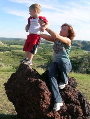 Julie Light Photo 22