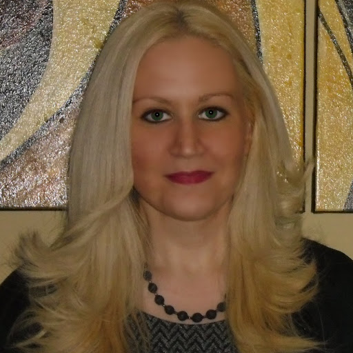 Kelly Cavanaugh Photo 34