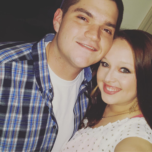 Samantha Young Photo 14