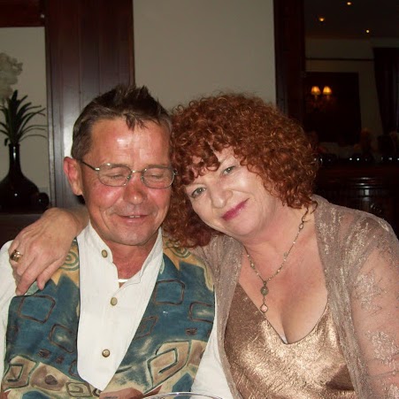 Ellen Cross Photo 15