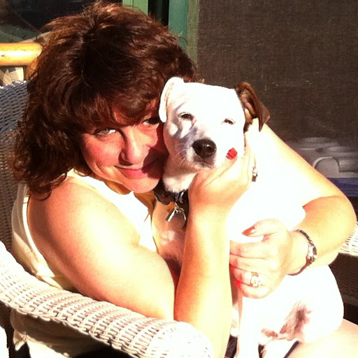 Angela Hanson Photo 36