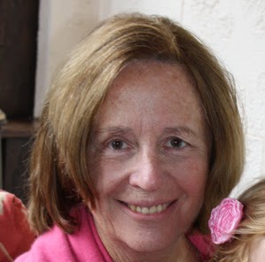 Mary Richards Photo 15