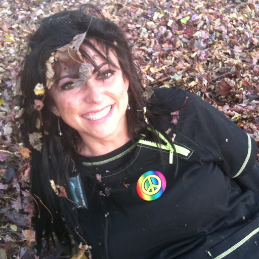 Julie Palmateer Photo 5
