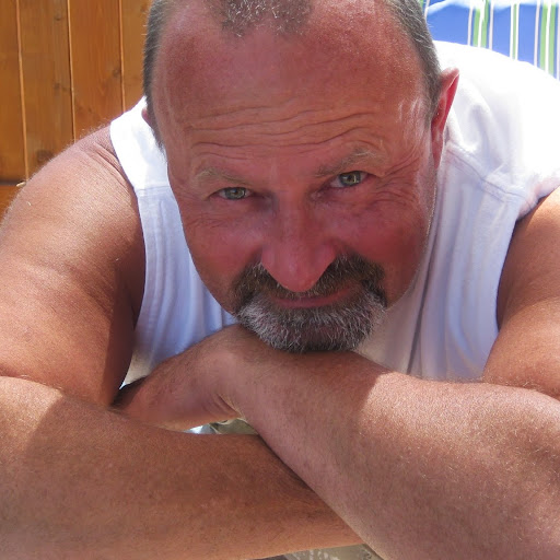 Kelly Farmer Photo 27