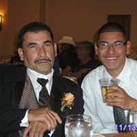 Hector Fuentes Photo 15