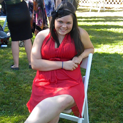 Samantha Gillett Photo 22