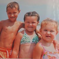 Julie Kauffman Photo 24