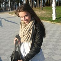 Kathleen Santos Photo 26