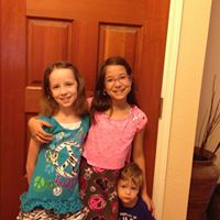 Jennifer Newton Photo 31